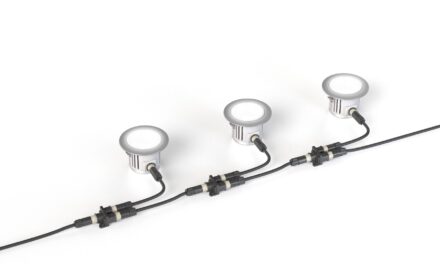 Minimum size – maximum flexibility! Ultra-small connector for lighting and industrial applications expanded to include distribution blocks