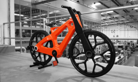 Video: Recycled plastics into a bike? Introducing the igus:bike